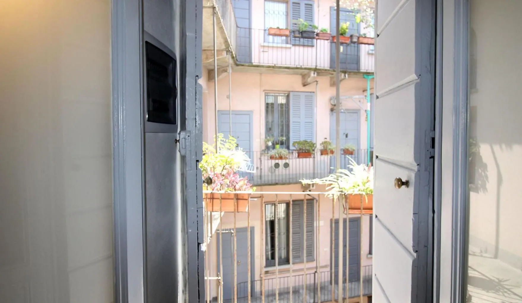 Appartement Sahi - Suite Maroncelli 15 Milan
